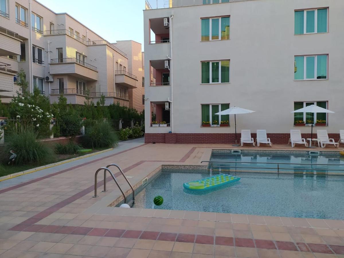 Apartment In Complex Tara Ravda Exterior foto